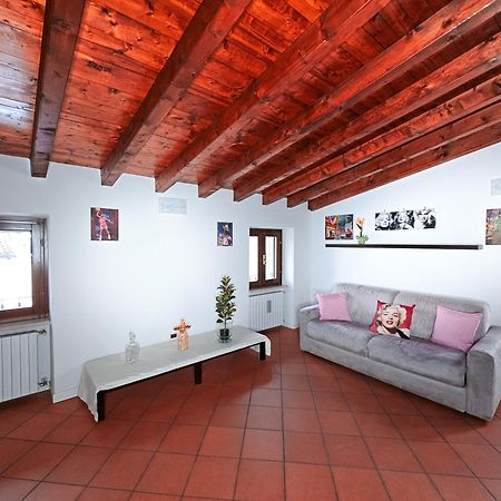 Apartamento Casa Marilyn Desenzano del Garda Exterior foto