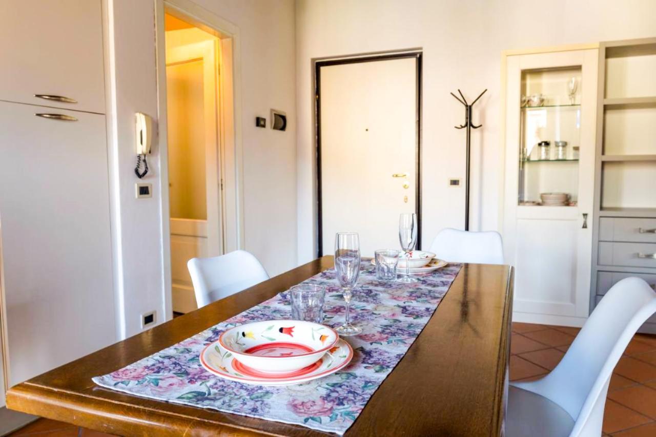 Apartamento Casa Marilyn Desenzano del Garda Exterior foto